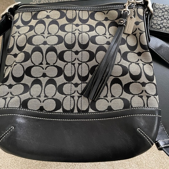 Coach Signature Handbag F0K-9362 plus wallet - Picture 3 of 8